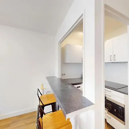 For 2 Adults With Portable Air Conditioner Apartment