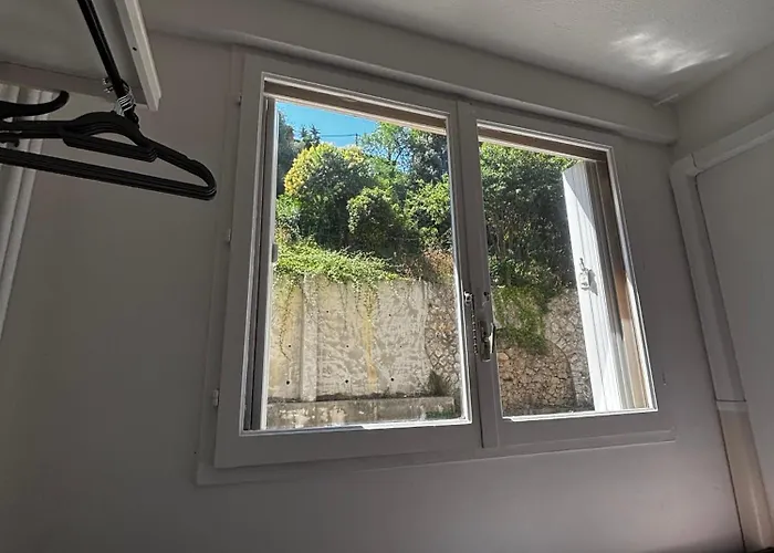 For 2 Adults With Air-conditioning *