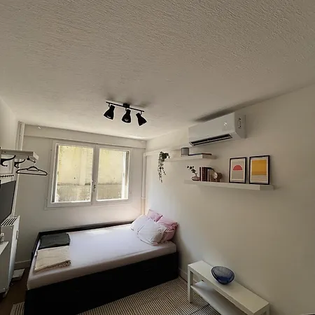 For 2 Adults With Air-conditioning Nice