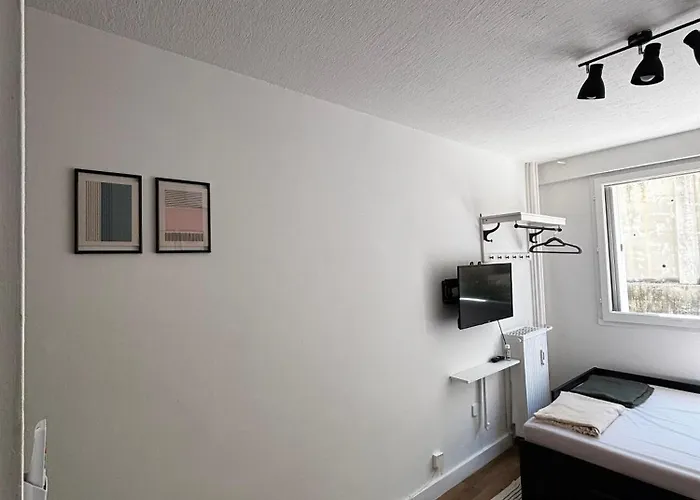 Lejlighed For 2 Adults With Air-conditioning